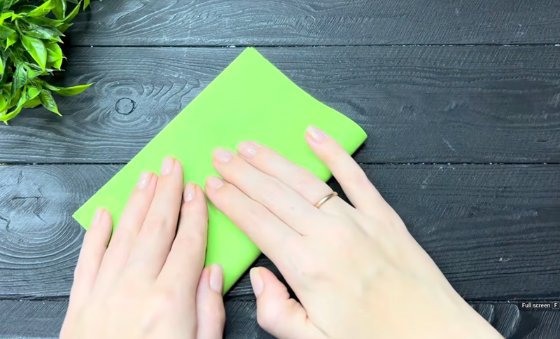 How to Fold a Paper Box: A Beginner's Guide